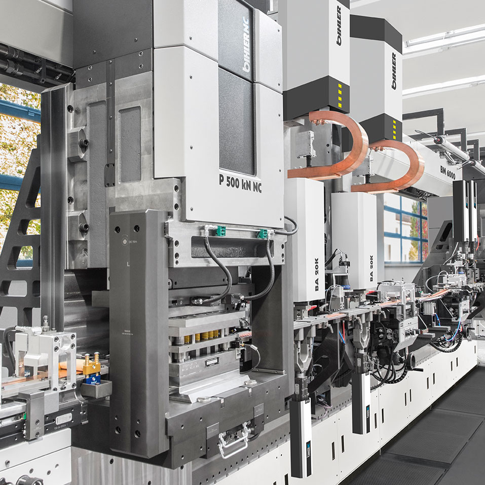 Solución de automatización de Bihler para cuadros de protección Siemens